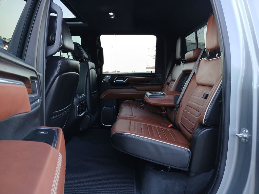 2024 GMC Sierra 3500HD Denali Ultimate