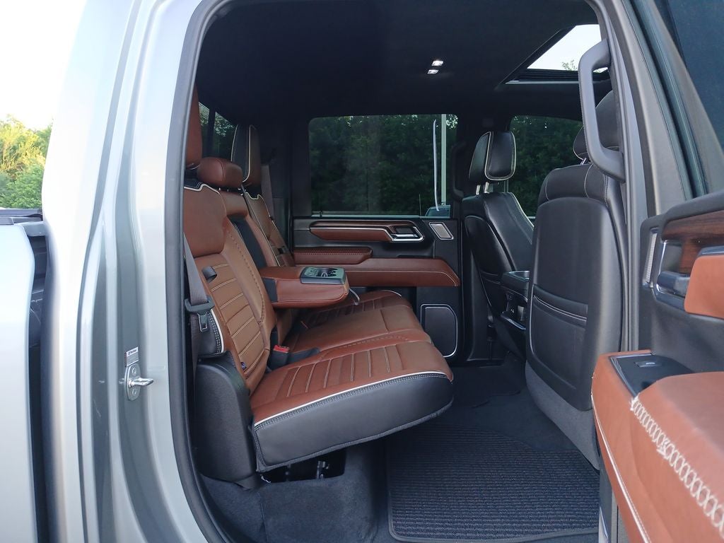 2024 GMC Sierra 3500HD Denali Ultimate