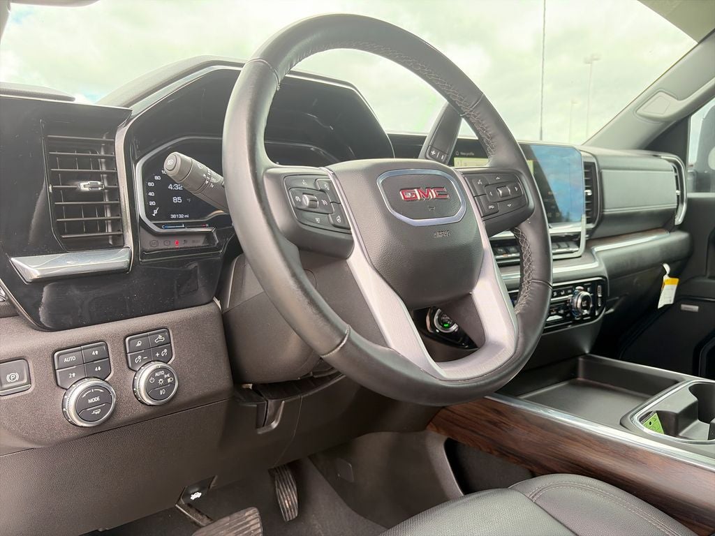 2025 GMC Sierra 2500HD SLT