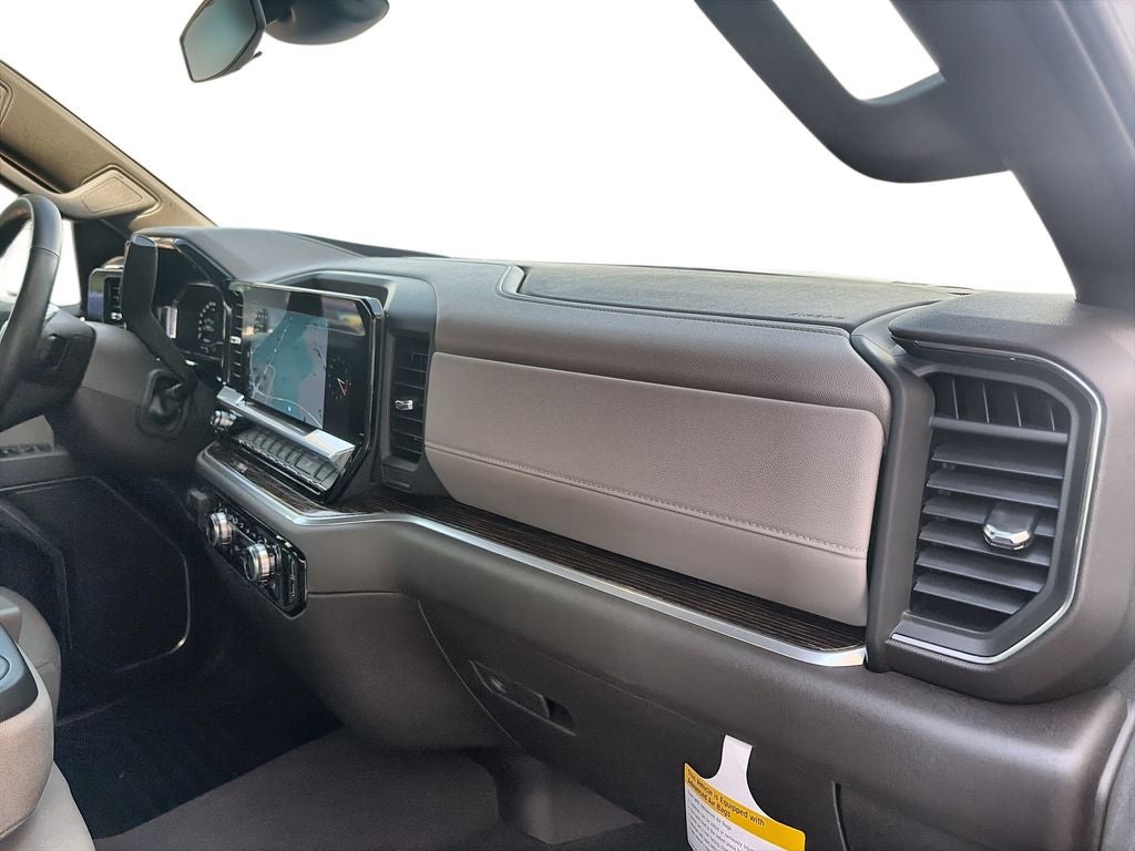2025 GMC Sierra 1500 SLE