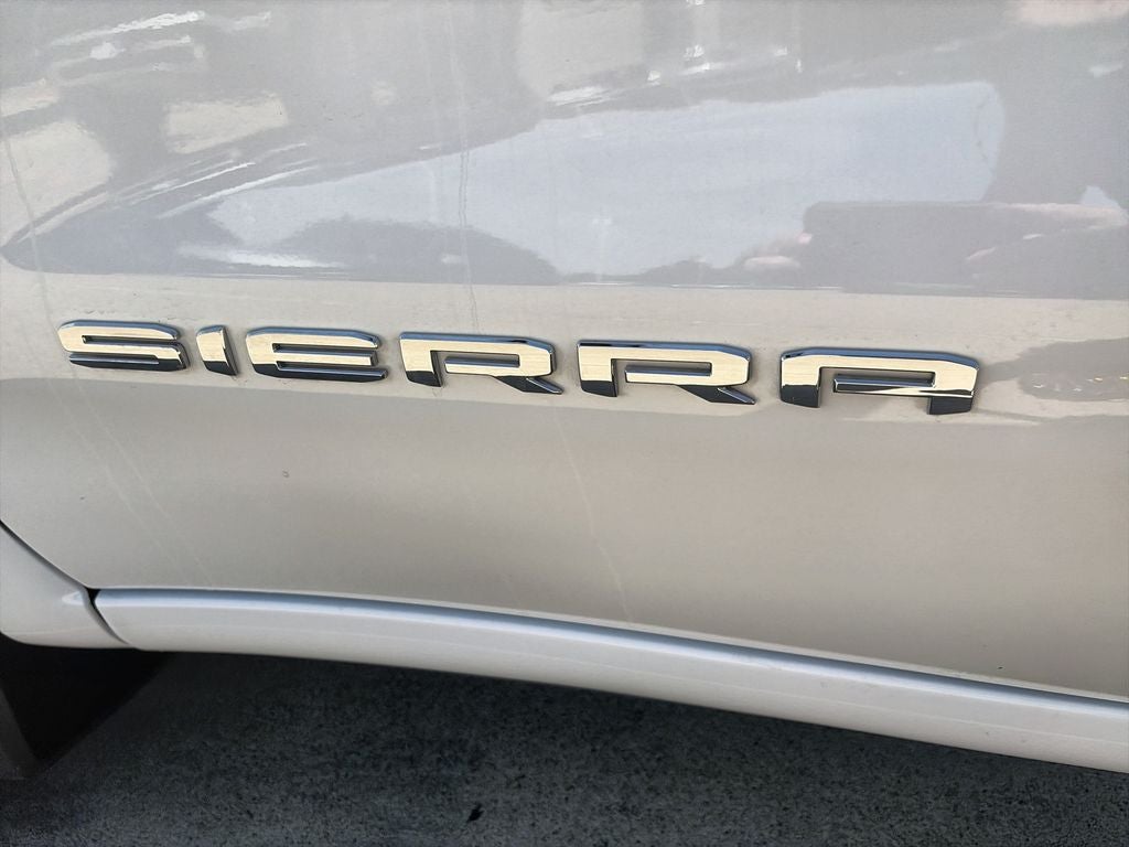 2025 GMC Sierra 1500 SLE