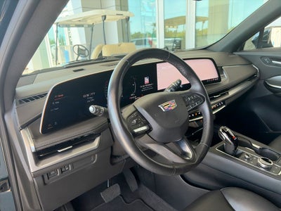 2025 Cadillac XT4 Premium Luxury
