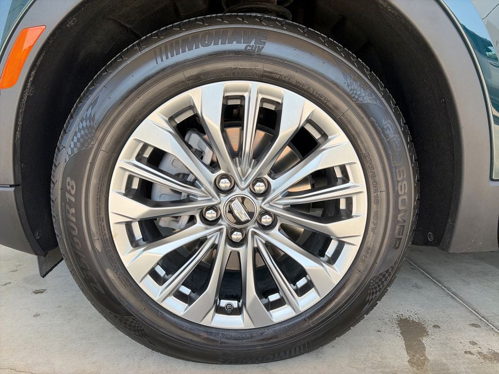 2025 Cadillac XT4 Premium Luxury