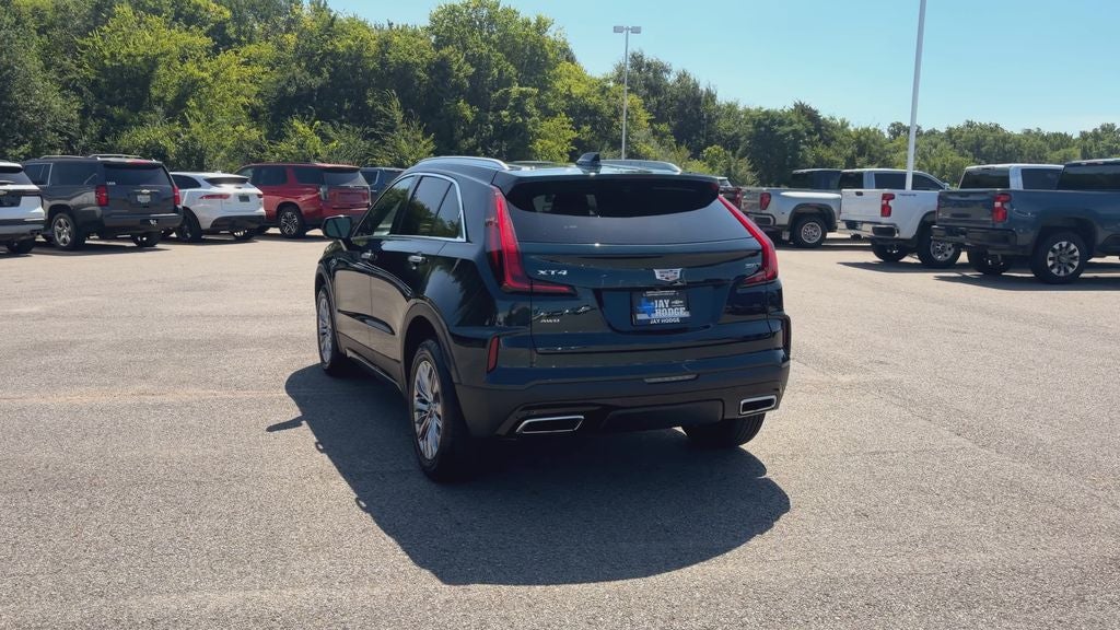 2025 Cadillac XT4 Premium Luxury