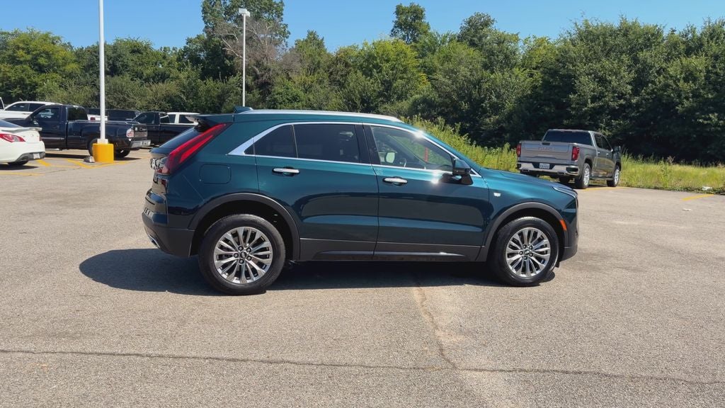 2025 Cadillac XT4 Premium Luxury