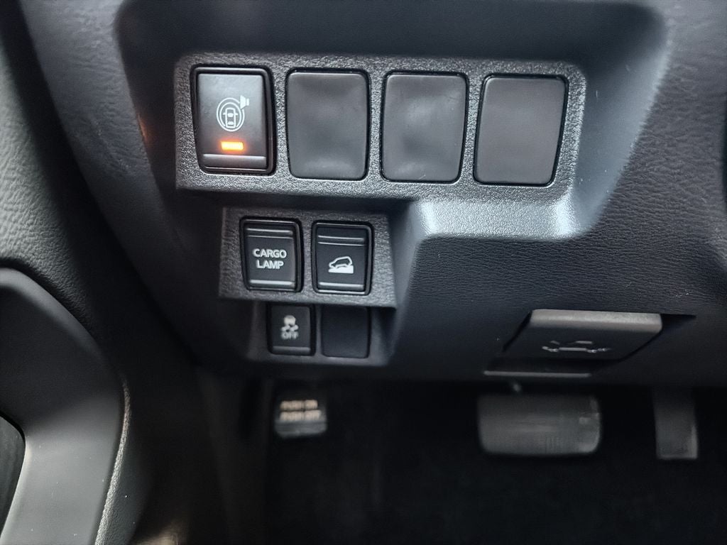 2025 Nissan Frontier S