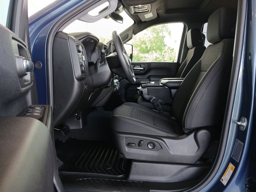 2025 Chevrolet Silverado 2500HD Custom