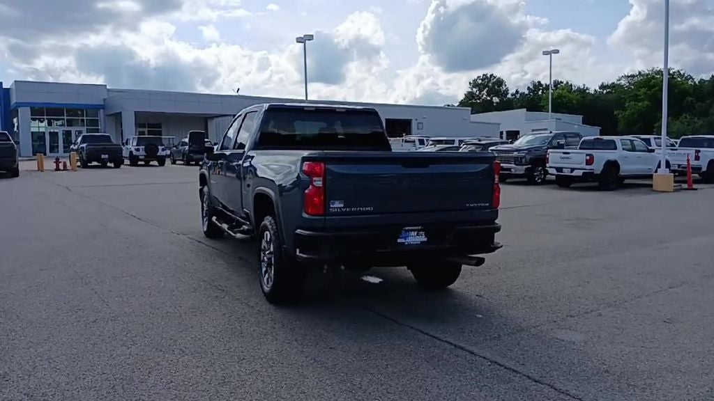 2025 Chevrolet Silverado 2500HD Custom