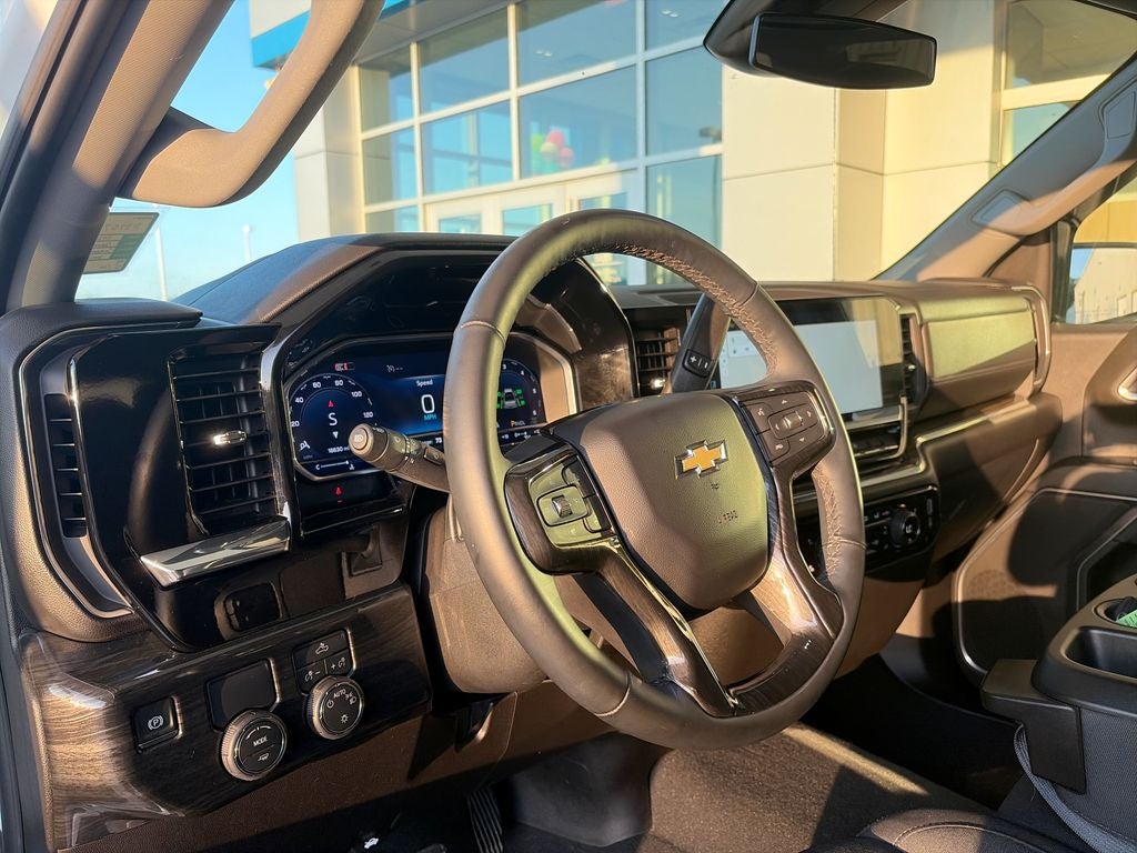 2024 Chevrolet Silverado 1500 LT