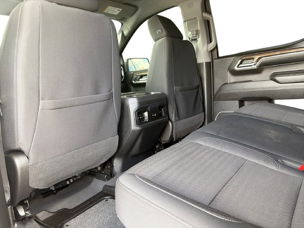 2024 Chevrolet Silverado 1500 LT LT1