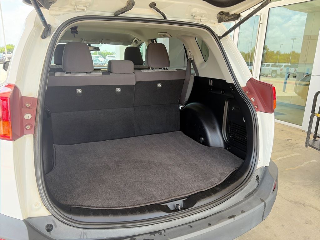 2013 Toyota RAV4 LE