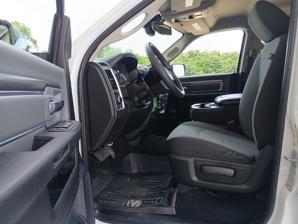 2022 RAM 1500 Classic SLT