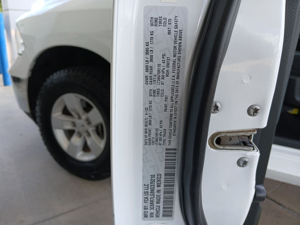 2022 RAM 1500 Classic SLT
