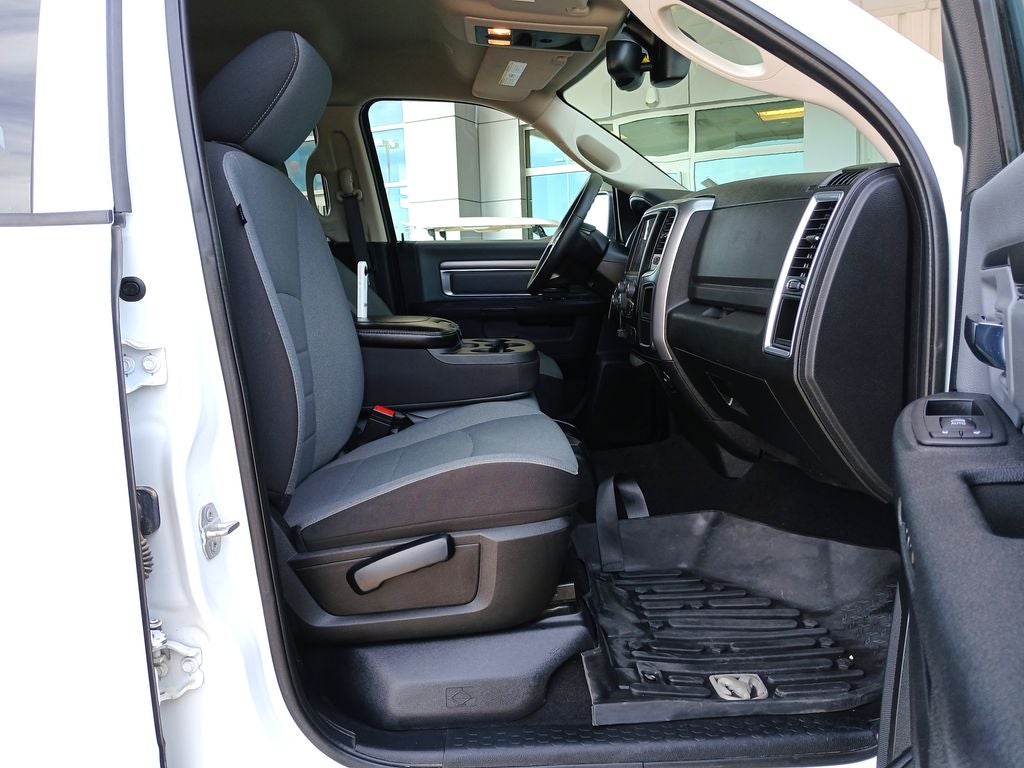 2022 RAM 1500 Classic SLT