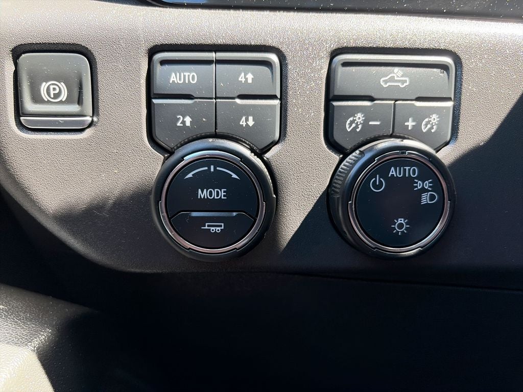 2025 Chevrolet Silverado 1500 LT LT1