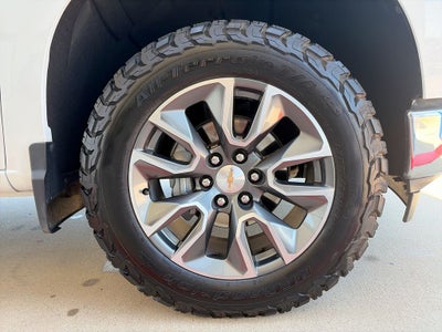 2025 Chevrolet Silverado 1500 LT LT1