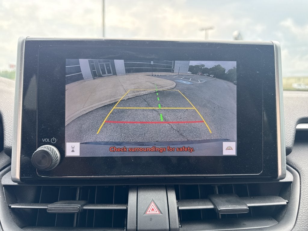 2023 Toyota RAV4 Hybrid SE