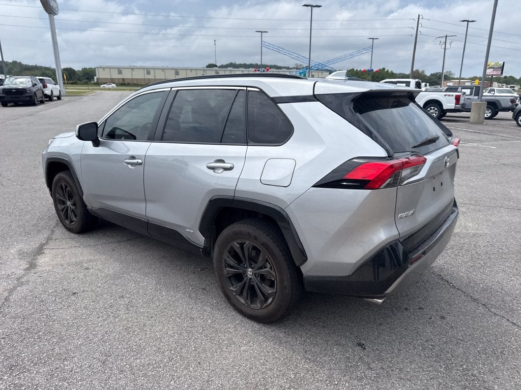 2023 Toyota RAV4 Hybrid SE