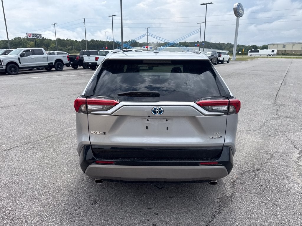2023 Toyota RAV4 Hybrid SE