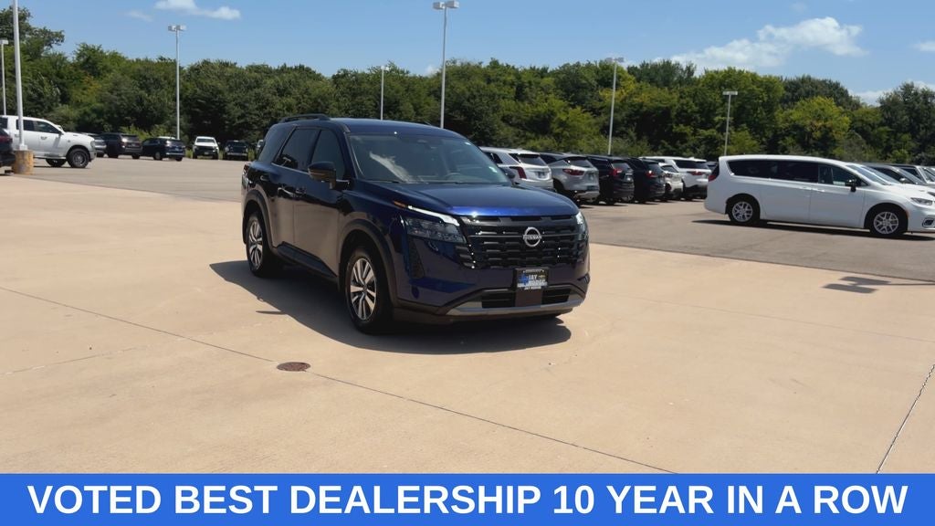 2026 Nissan Pathfinder SL