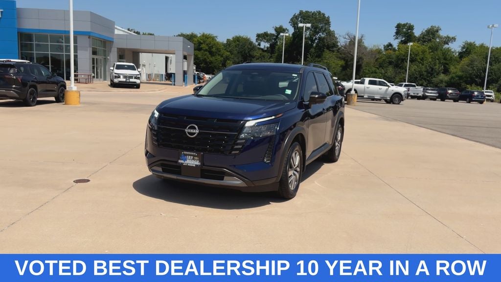 2026 Nissan Pathfinder SL