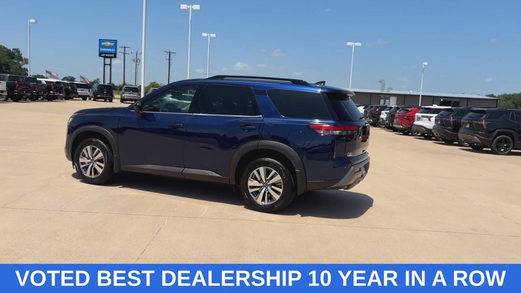 2026 Nissan Pathfinder SL