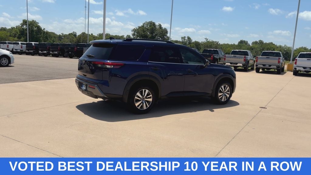2026 Nissan Pathfinder SL