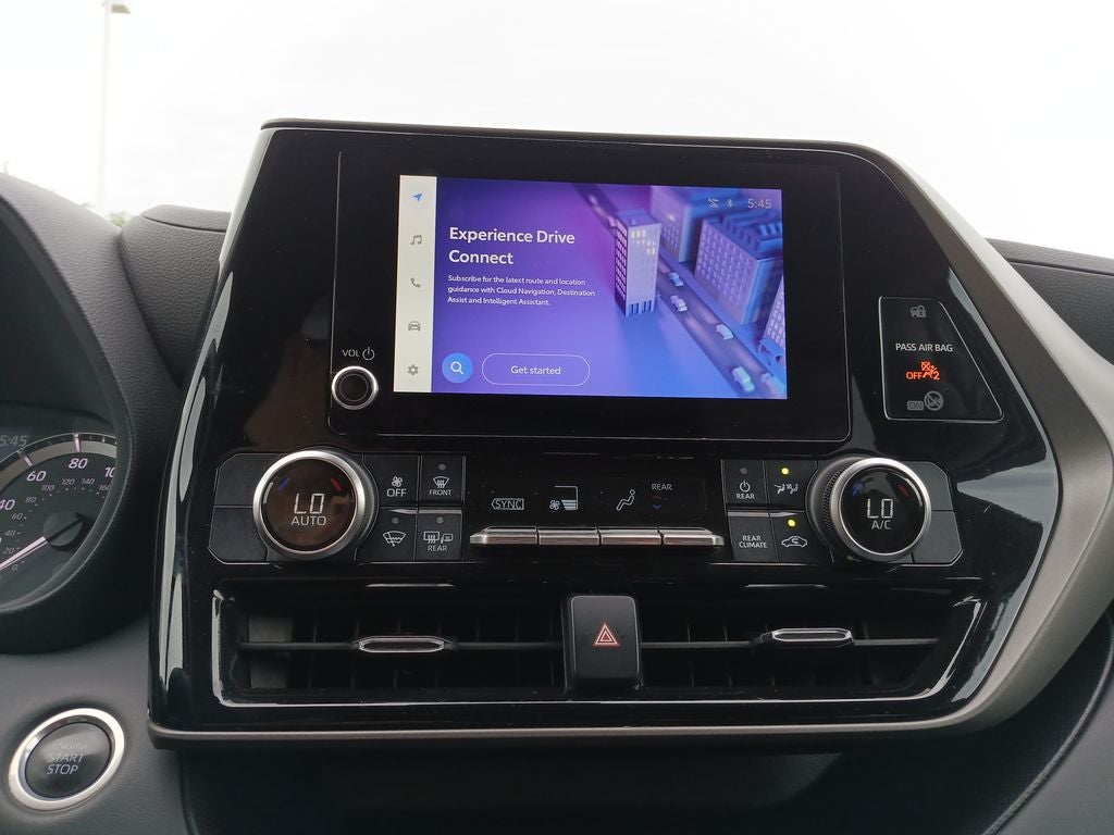 2024 Toyota Highlander LE