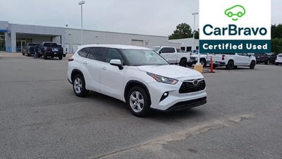 2024 Toyota Highlander LE