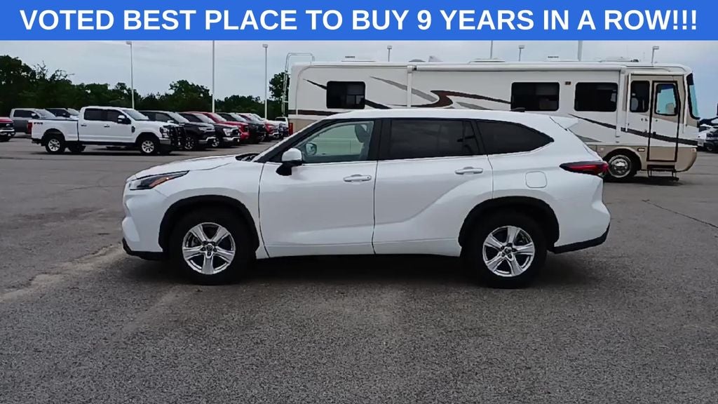 2024 Toyota Highlander LE