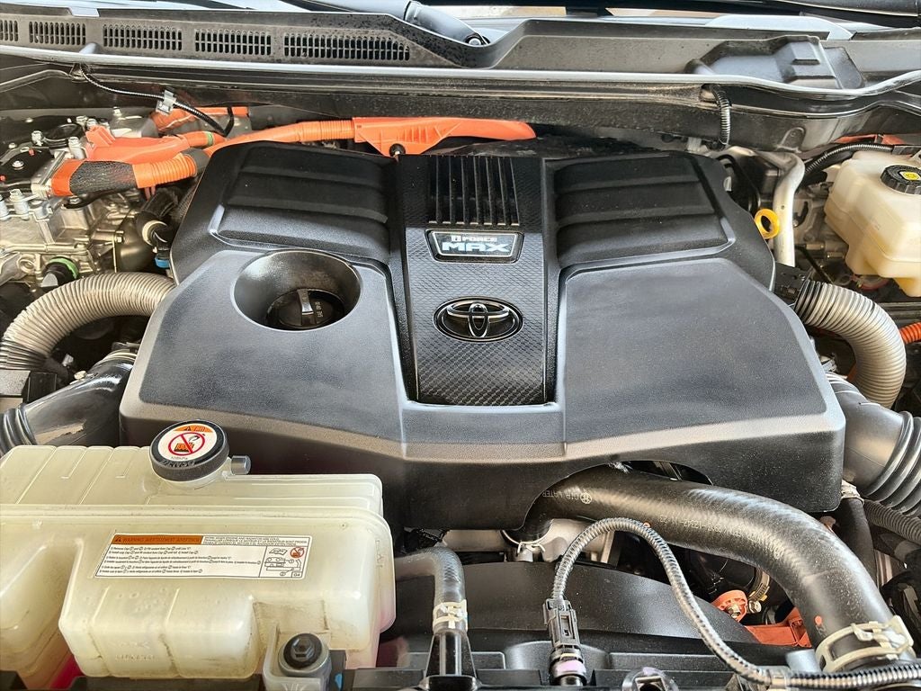 2024 Toyota Tundra Hybrid Platinum