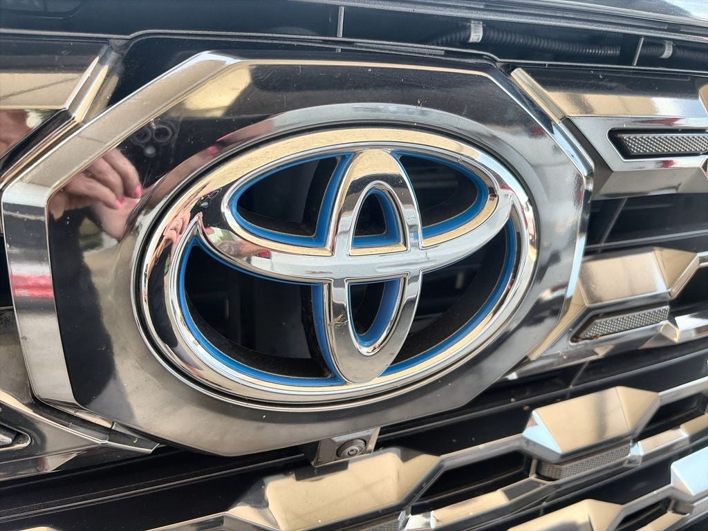 2024 Toyota Tundra Hybrid Platinum