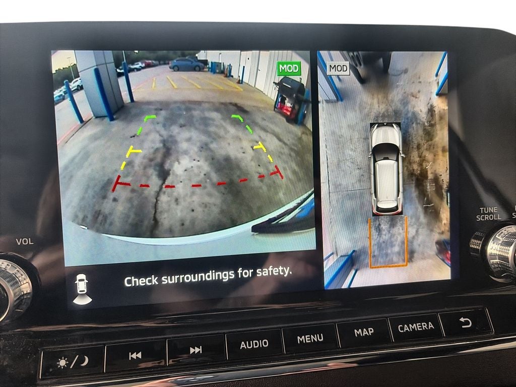 2024 Mitsubishi Outlander Base