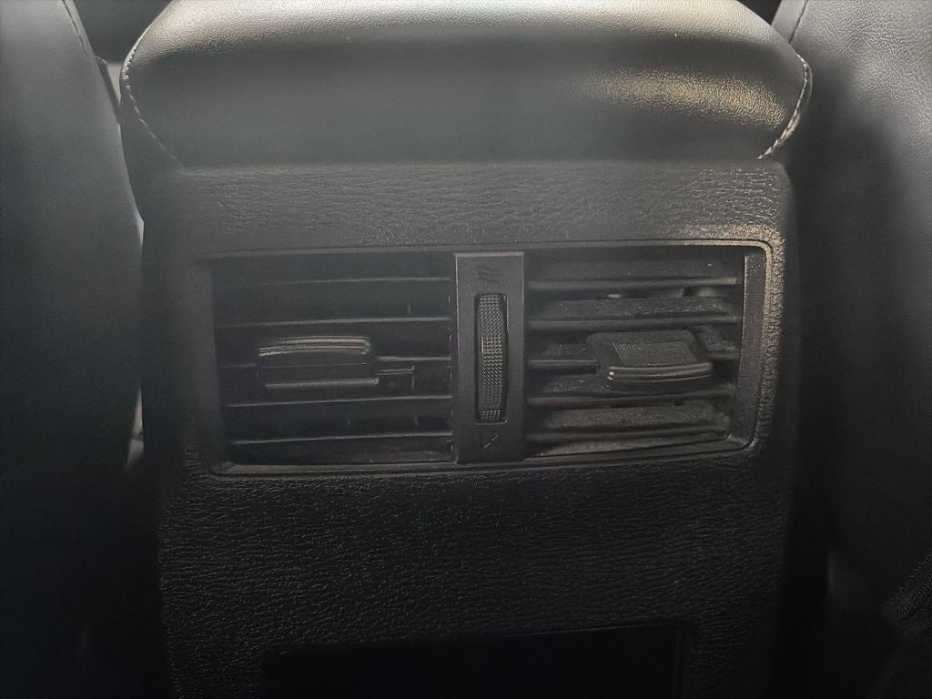 2024 Mitsubishi Outlander Base