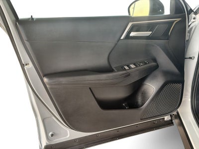 2024 Mitsubishi Outlander Base