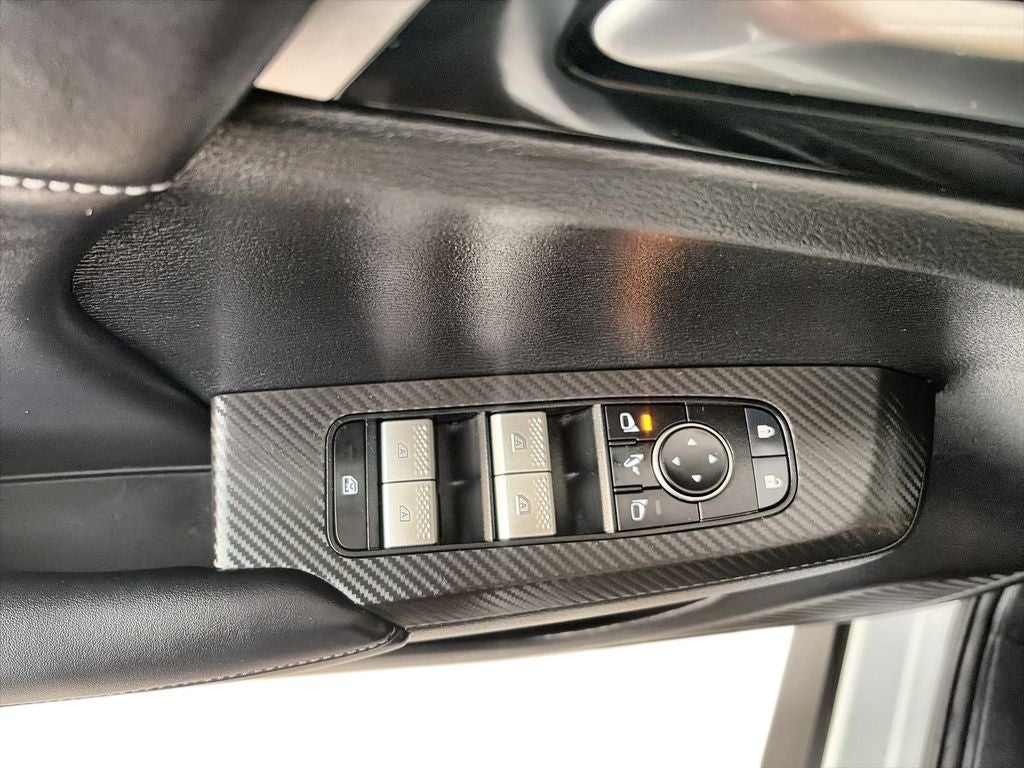 2024 Mitsubishi Outlander Base