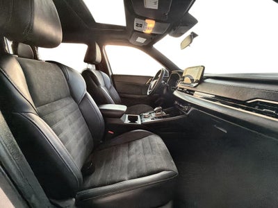 2024 Mitsubishi Outlander Base