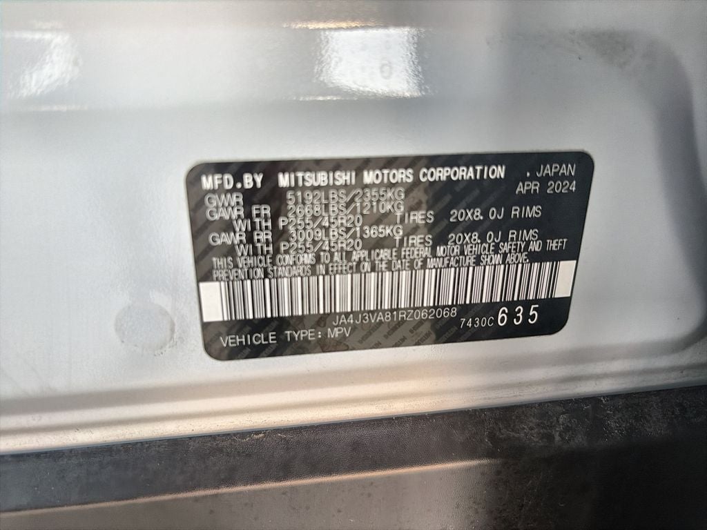 2024 Mitsubishi Outlander Base