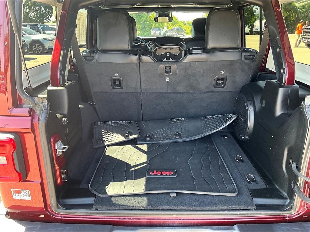 2021 Jeep Wrangler Unlimited Sahara Altitude