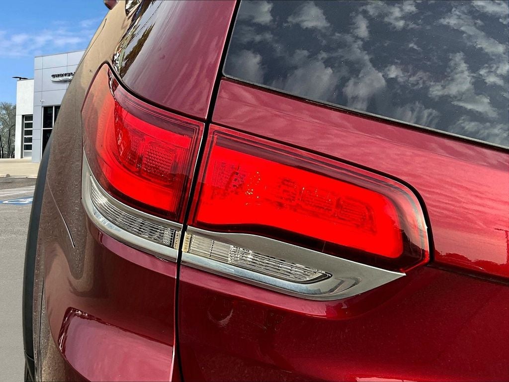 2020 Jeep Grand Cherokee Laredo E