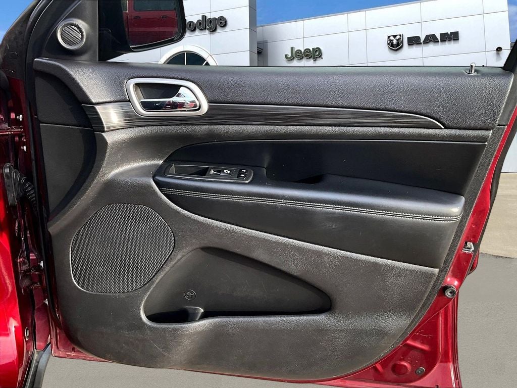 2020 Jeep Grand Cherokee Laredo E