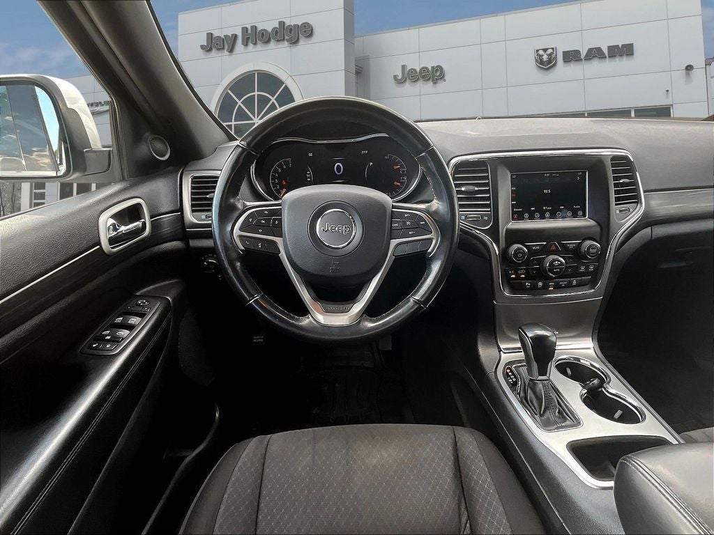 2020 Jeep Grand Cherokee Laredo E