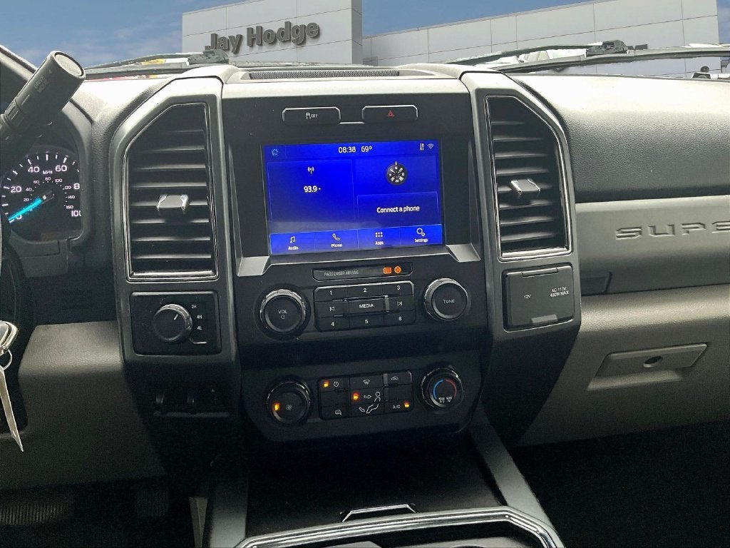 2022 Ford F-350SD XLT DRW