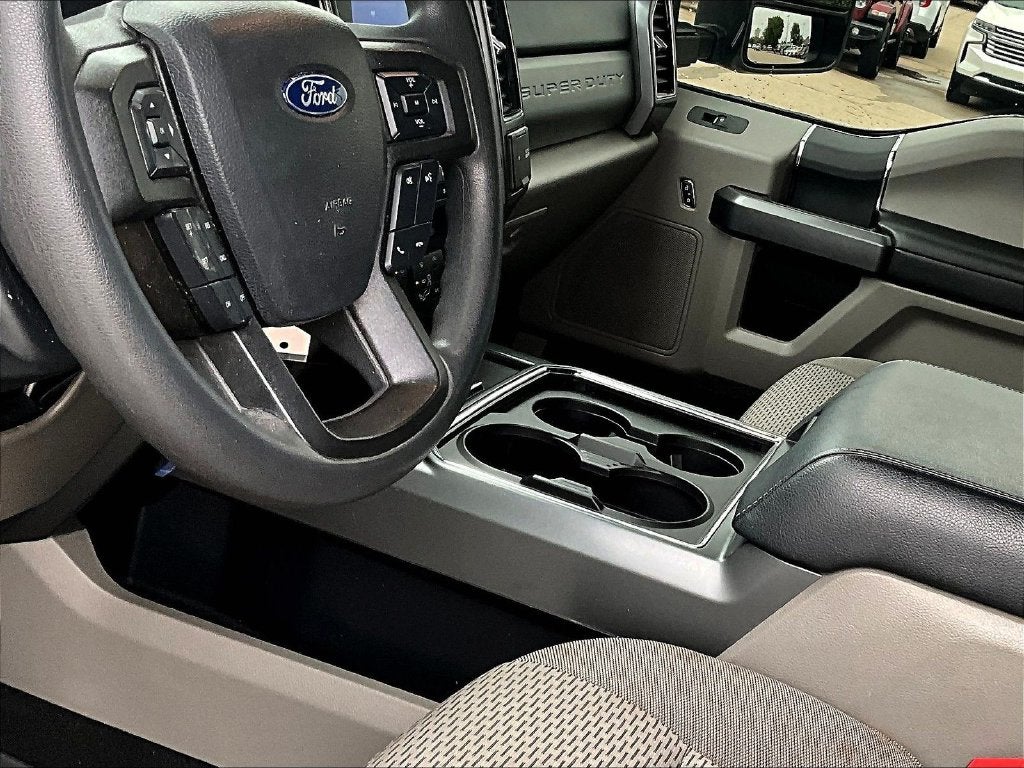 2022 Ford F-350SD XLT DRW