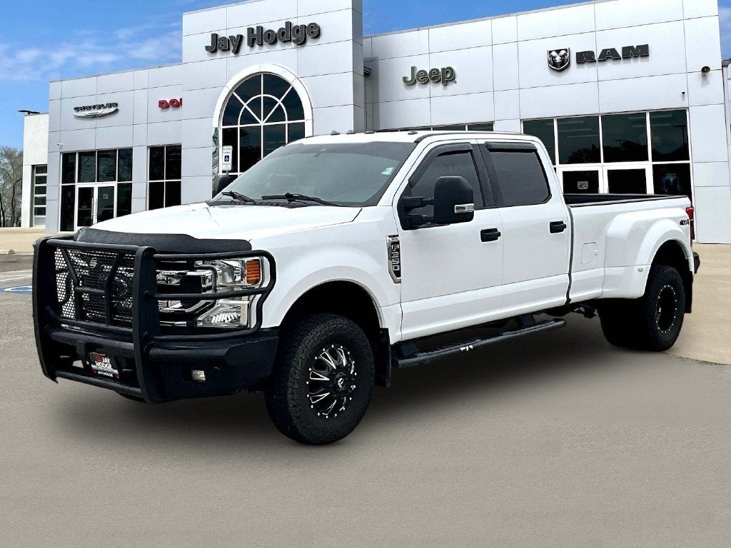 2022 Ford F-350SD XLT DRW