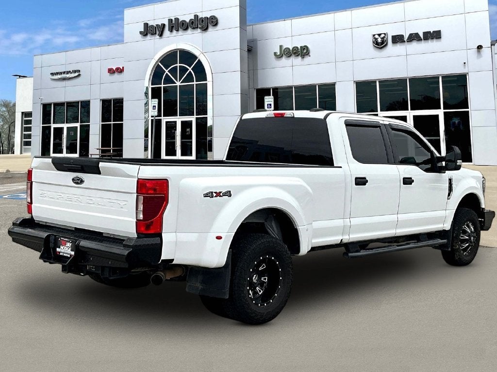 2022 Ford F-350SD XLT DRW