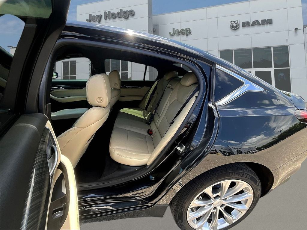 2023 Cadillac CT5 Luxury