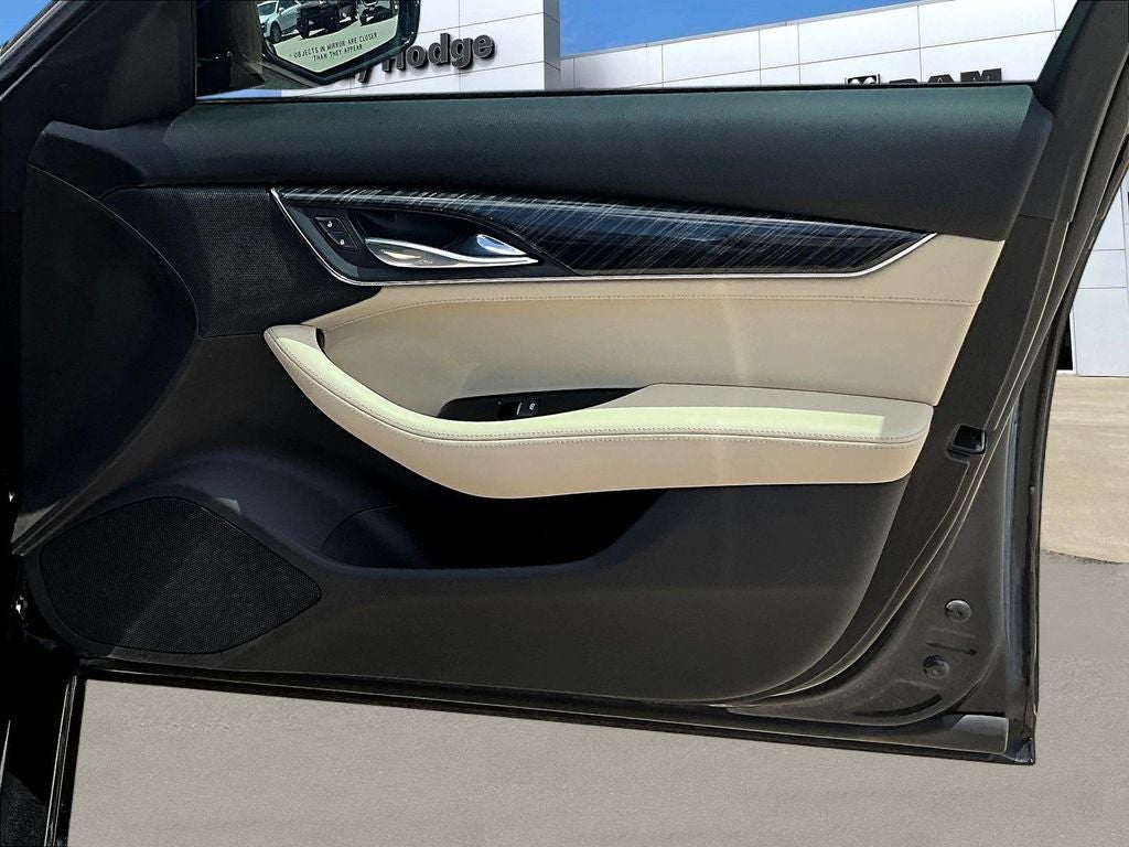 2023 Cadillac CT5 Luxury