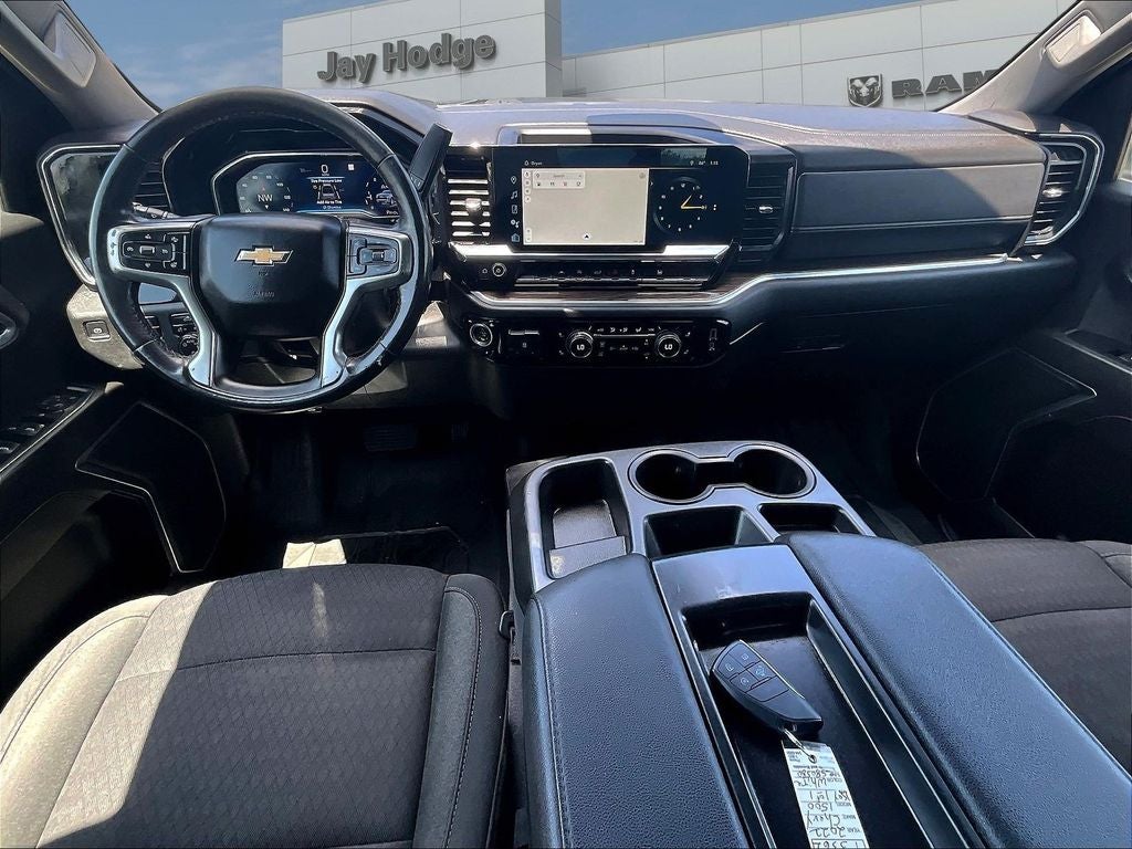 2022 Chevrolet Silverado 1500 LT LT1