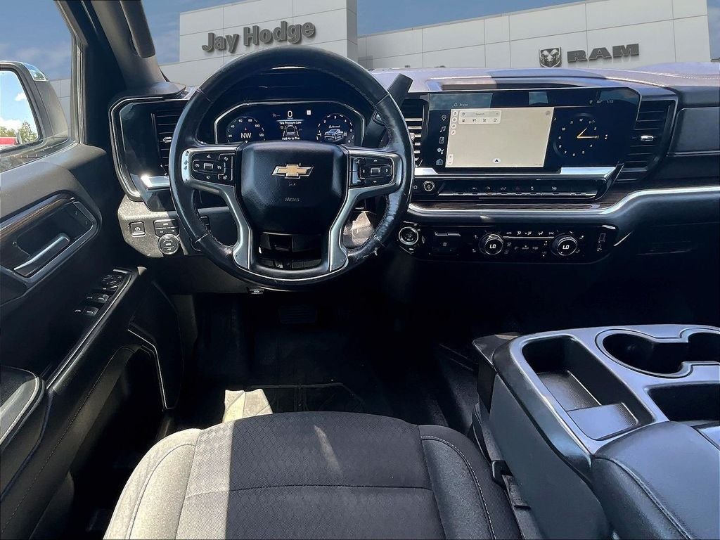 2022 Chevrolet Silverado 1500 LT LT1